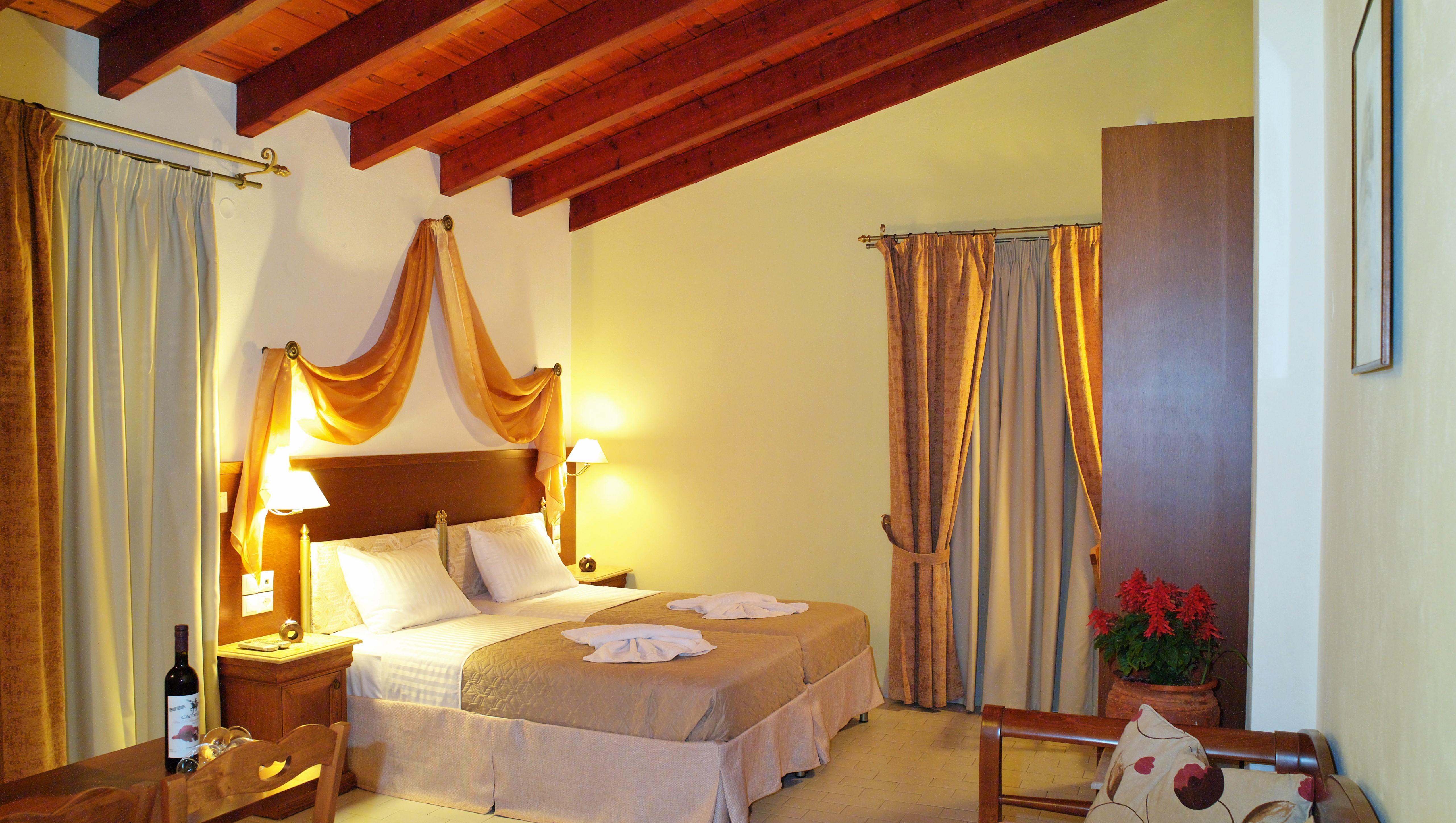 Camelot Royal Beds By Estia Aparthotel Stalida Exterior photo