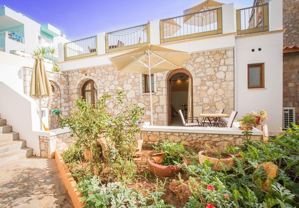 Camelot Royal Beds By Estia Aparthotel Stalida Exterior photo